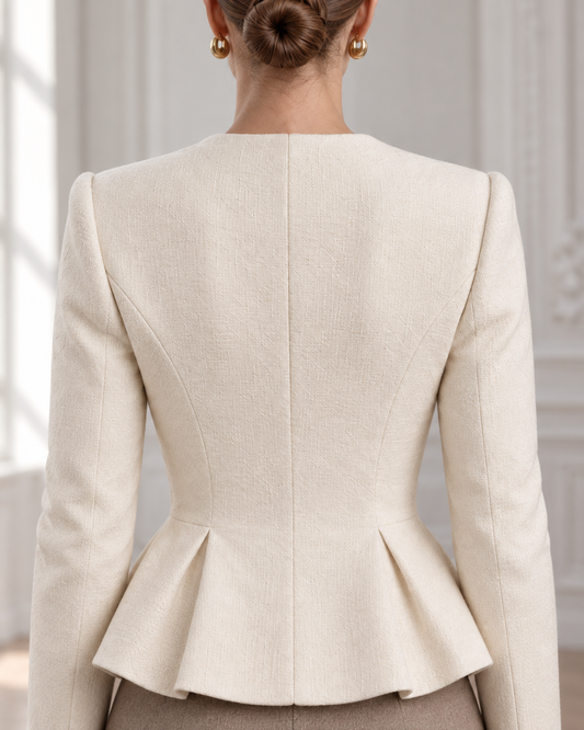 Chaqueta corta estructurada